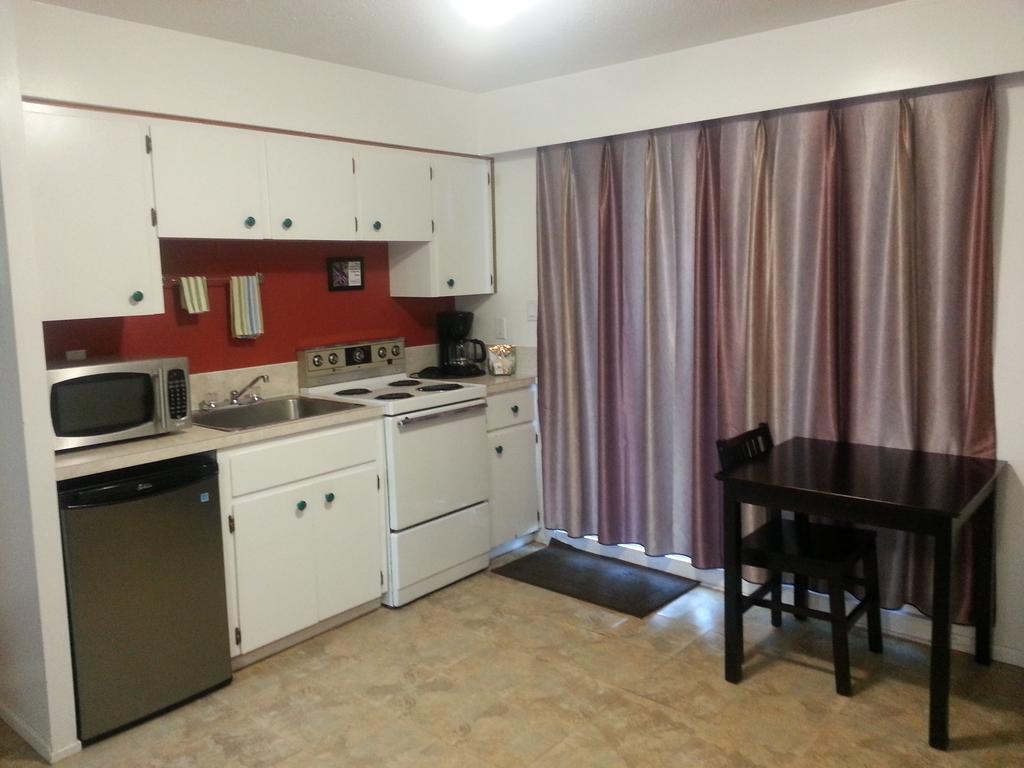 Edgewater Motel Campbell River Phòng bức ảnh